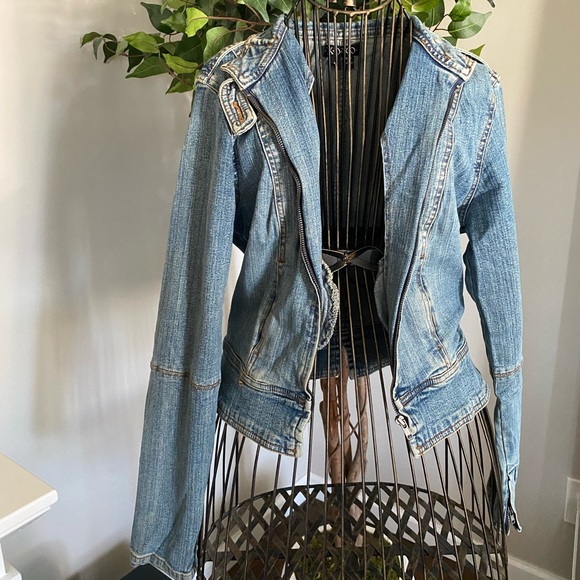 XOXO DENIM JACKET - Picture 1 of 4